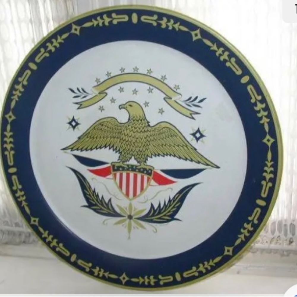 Vintage, Beautiful, Large 19in Diameter Seal of USA Metal Charger